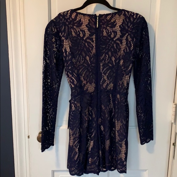 Lilly Pulitzer lace romper - Picture 4 of 6